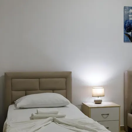 Grand Blue Aparthotel-2